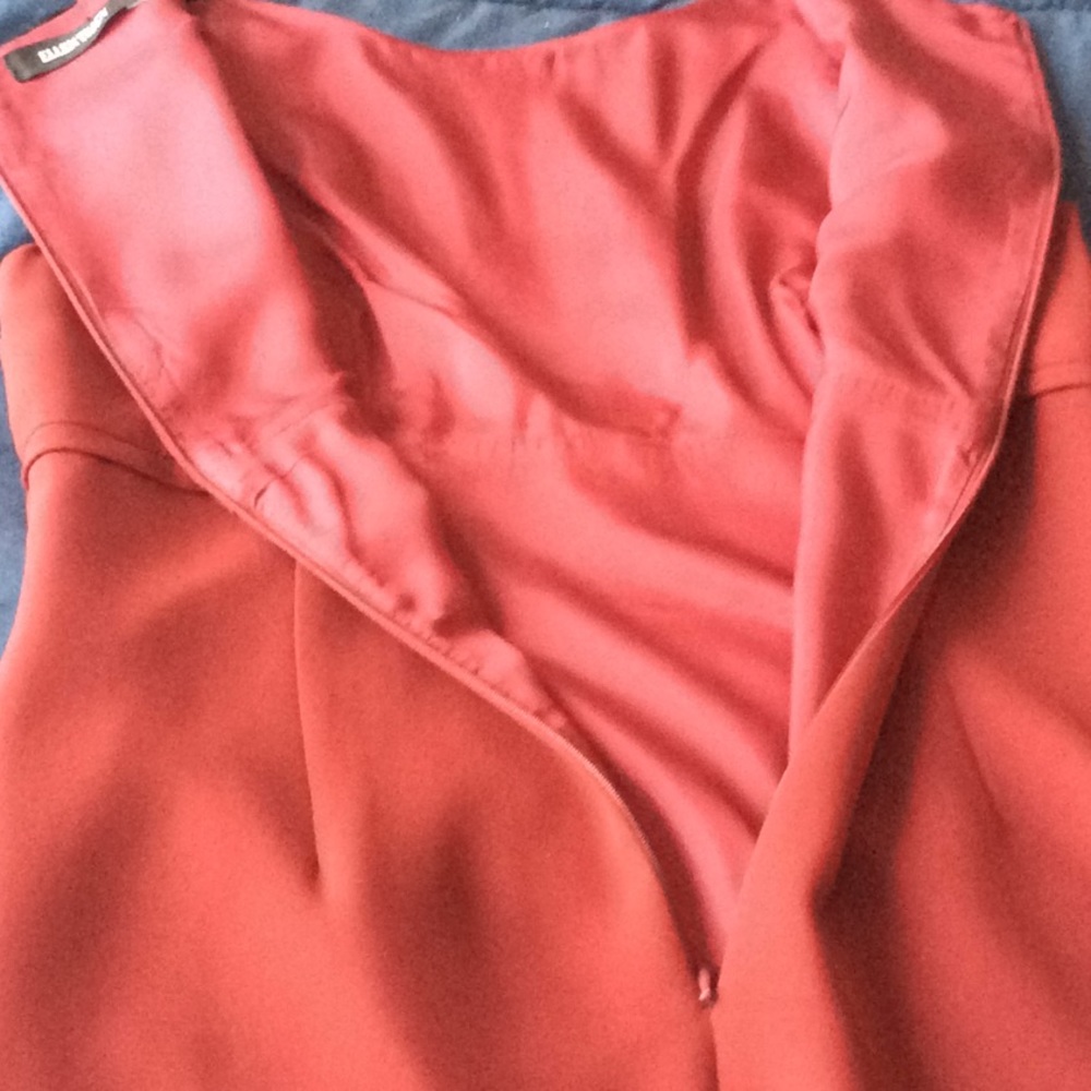 Dress - Picture 5 of 6